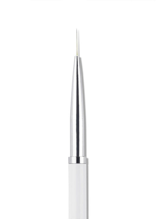 The GelBottle Liner 02 brush 13 mm