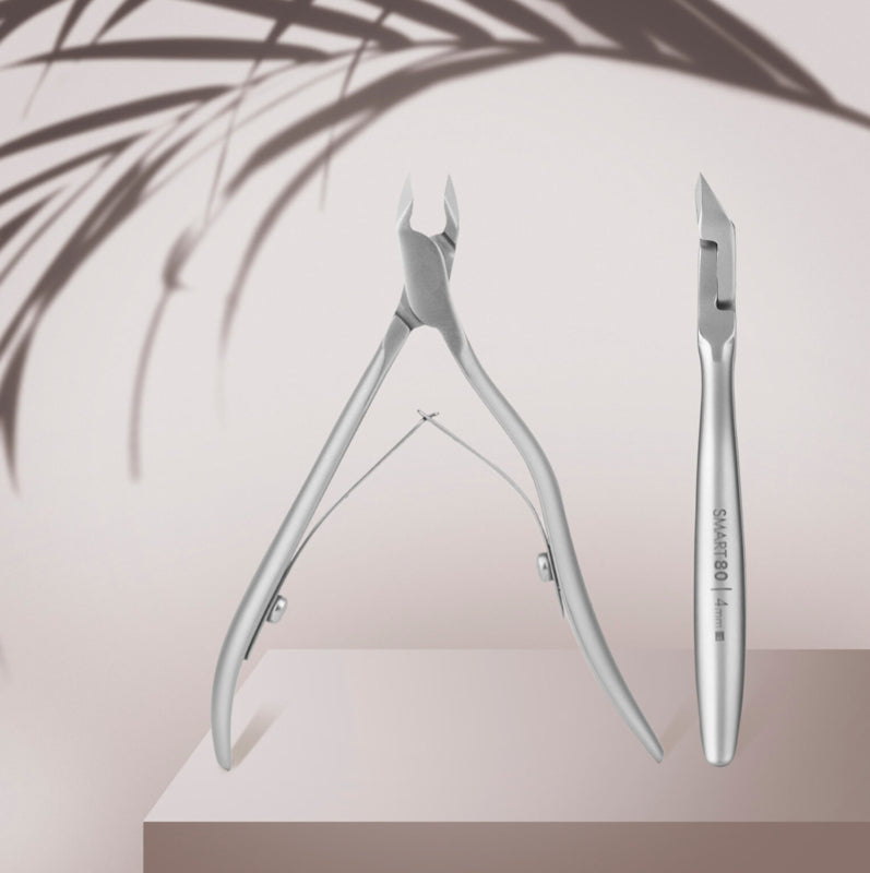 Alicates profesionales para cutículas Staleks Smart 80 4 mm, mordaza de un cuarto (NS-80-4)