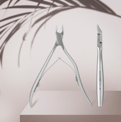 Alicates profesionales para cutículas Staleks Smart 80 4 mm, mordaza de un cuarto (NS-80-4)