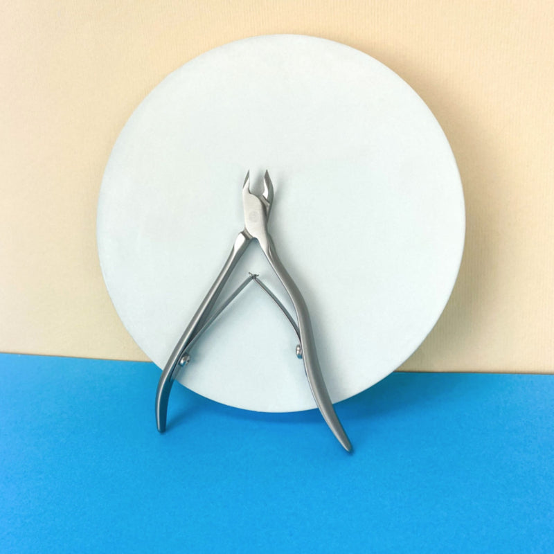 Alicates profesionales para cutículas Staleks Smart 80 de 3 mm, mandíbula de cuarto (NS-80-3)